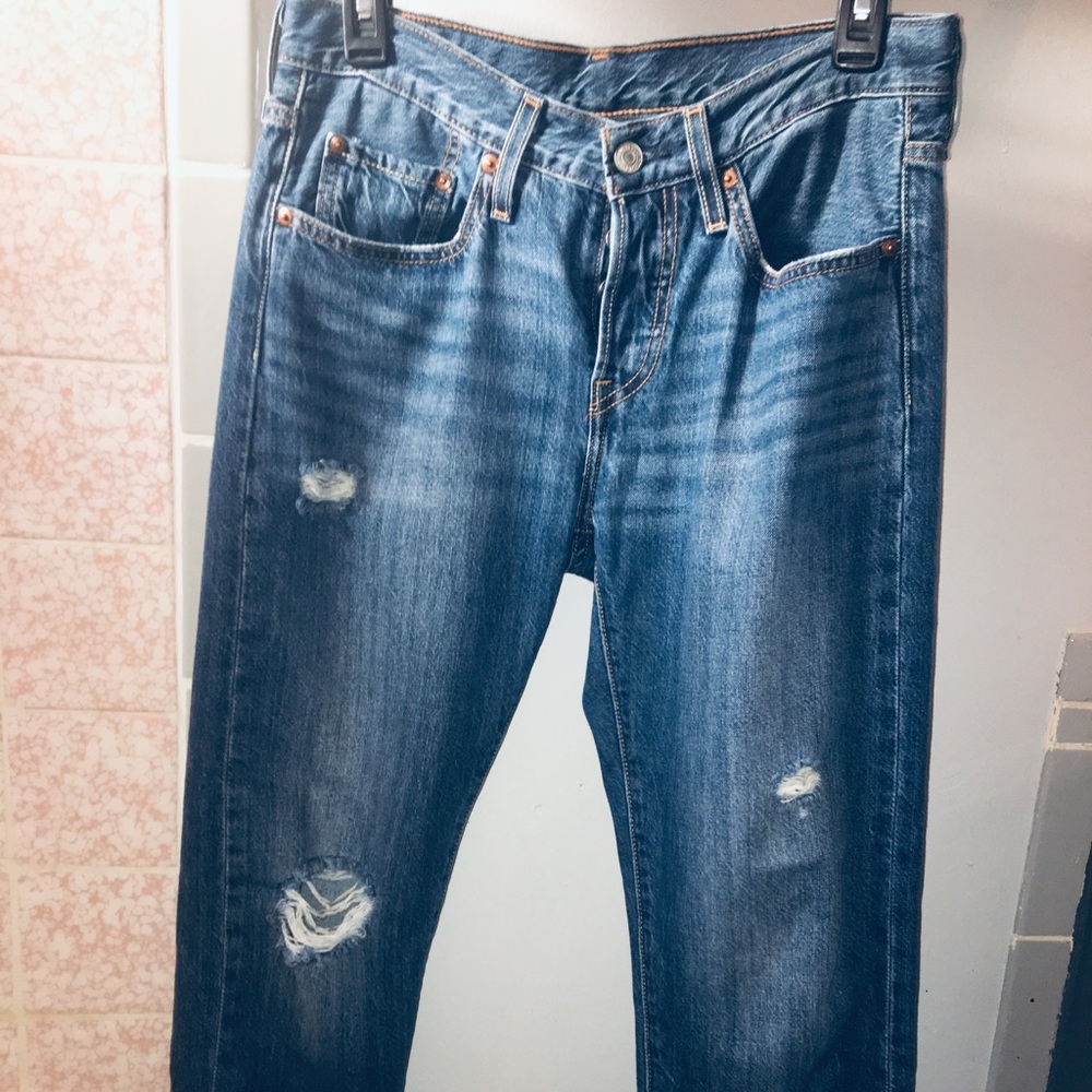Levi’s 501 Taper jeans